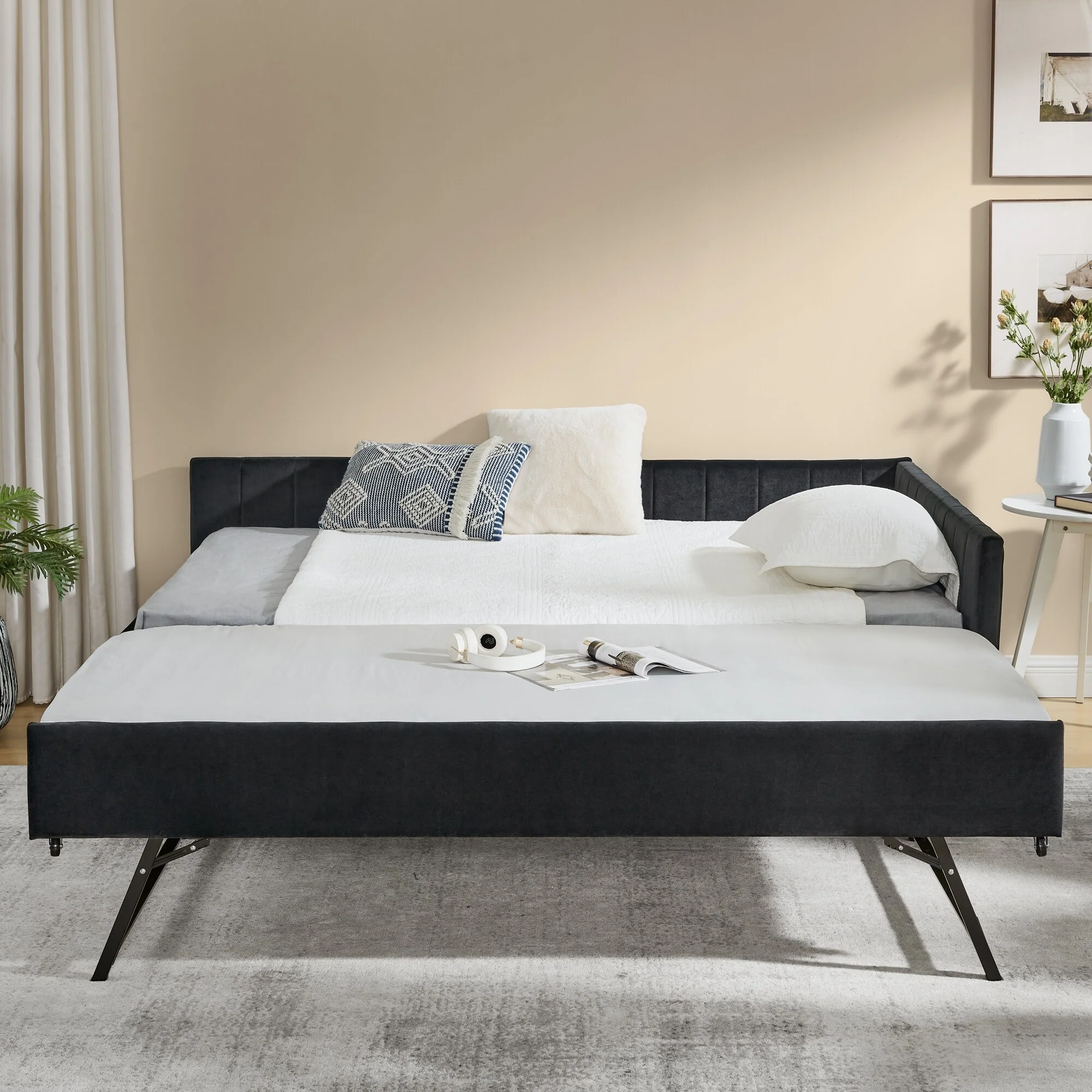 Full Size Daybed with Trundle Upholstered Tufted Sofa Bed,Sofa Bed Frame with Comfortable Backrest and Armrests(79.5x58x25)