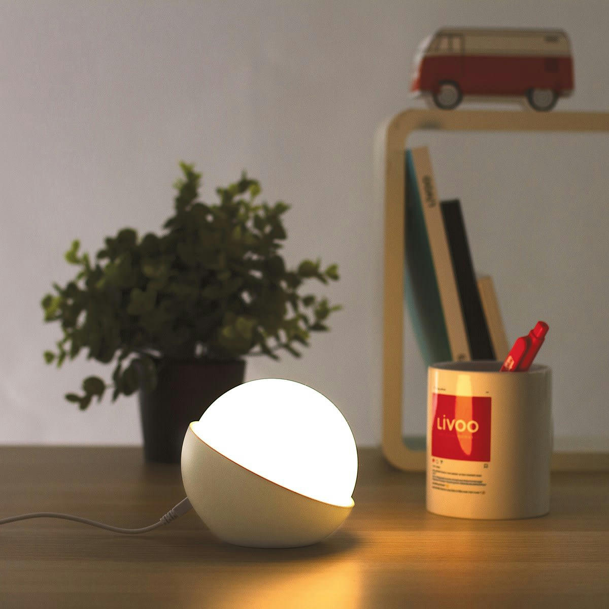 TEA245W - Veilleuse en ABS blanc