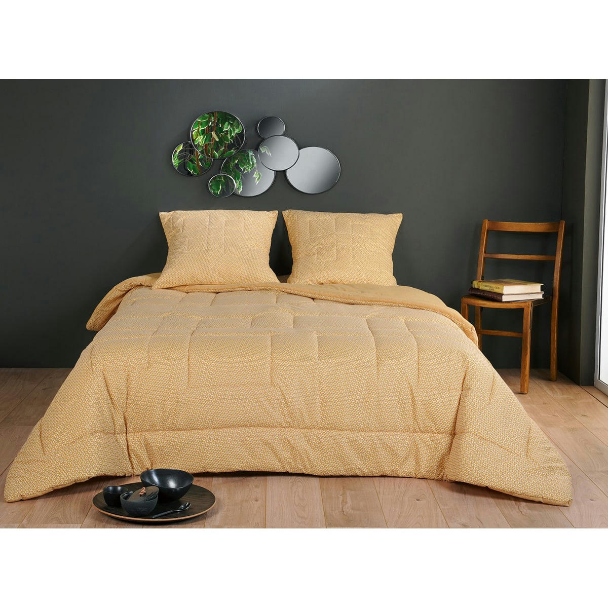 - Jeté de lit matelassé à motifs géométriques polyester jaune 240 x 180