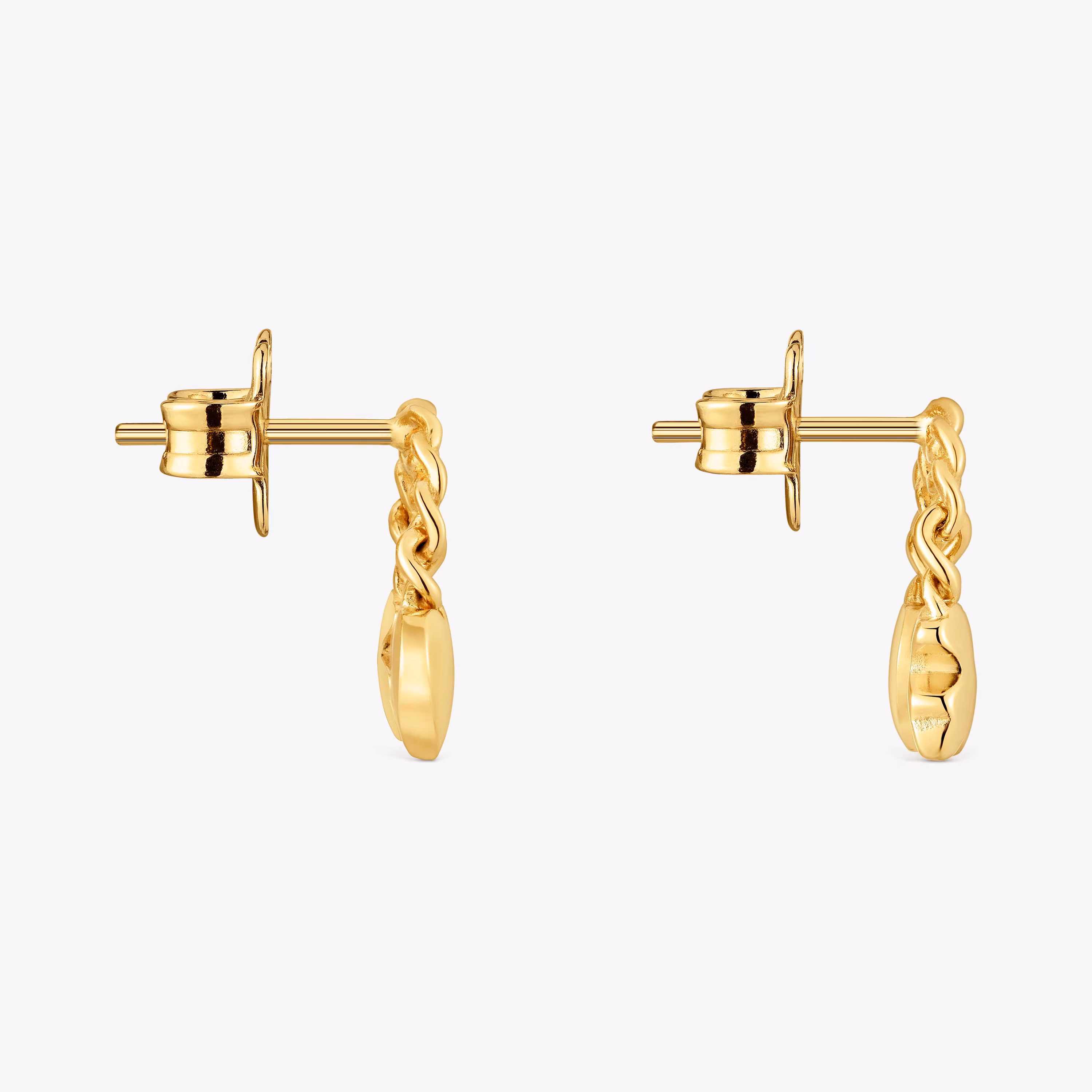 Pendientes cortos con baño de oro 18 kt sobre plata y motivos Bold Motif