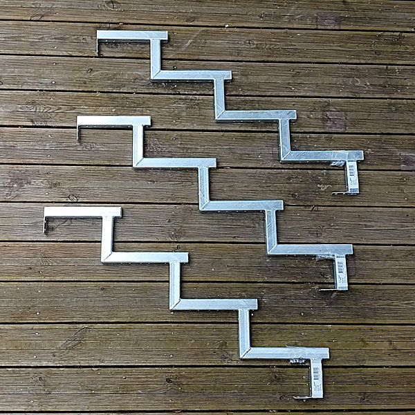 Pack 3 pièces - Limon acier galvanisé 4 marches - H 68cm - Option contremarches