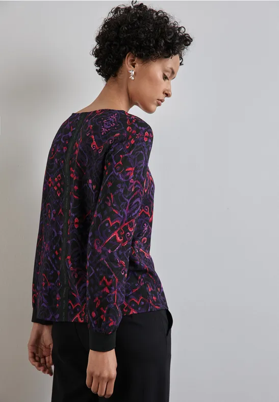 Bluse mit Tape-Details