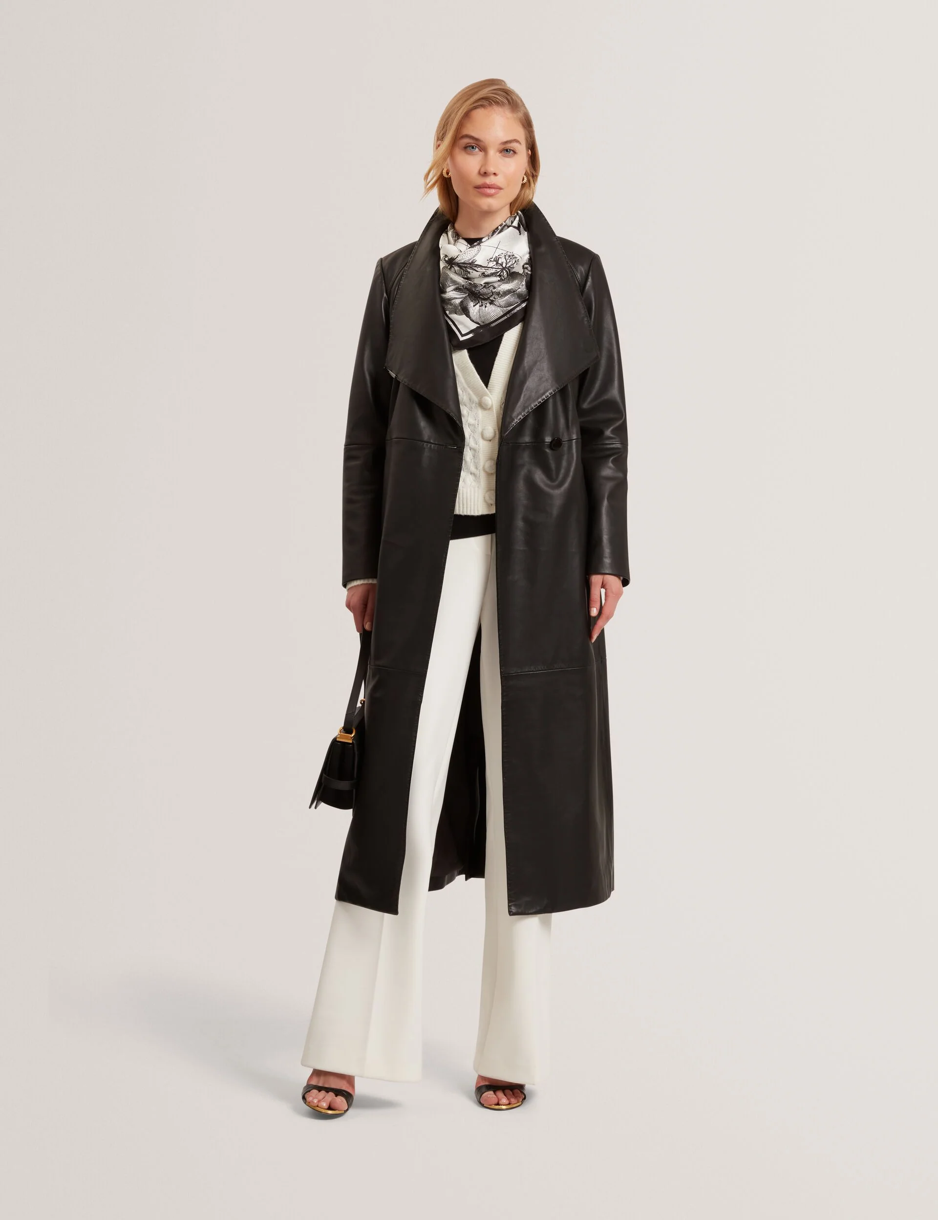 ROSELLO | BLACK