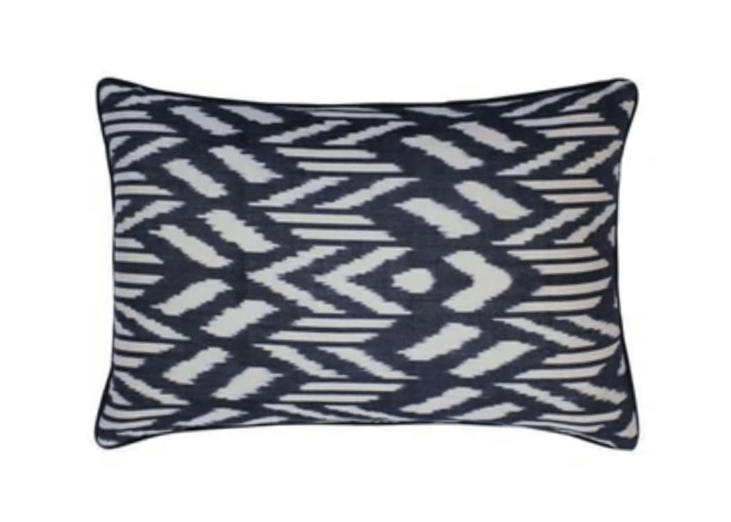 - Housse de coussin velours et soie ikat  40x60 noir