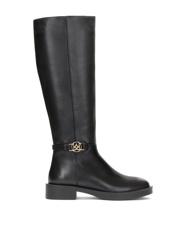 Black leather ladies' boots with metal monogram