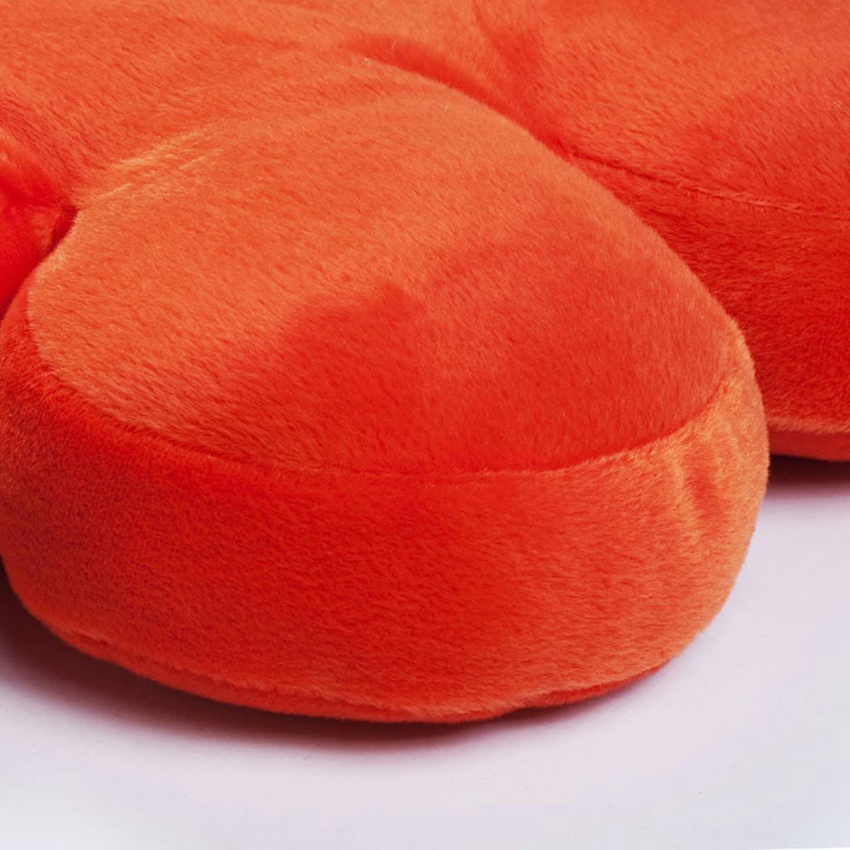 GONZO - Coussin en suédine en forme de fleur orange diam.65