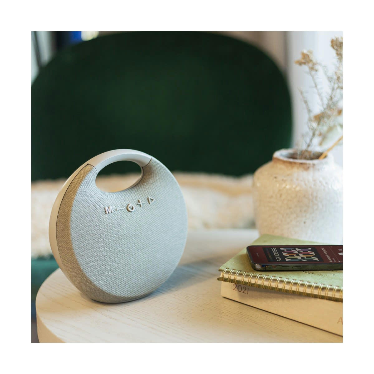 - Enceinte compatible Bluetooth®