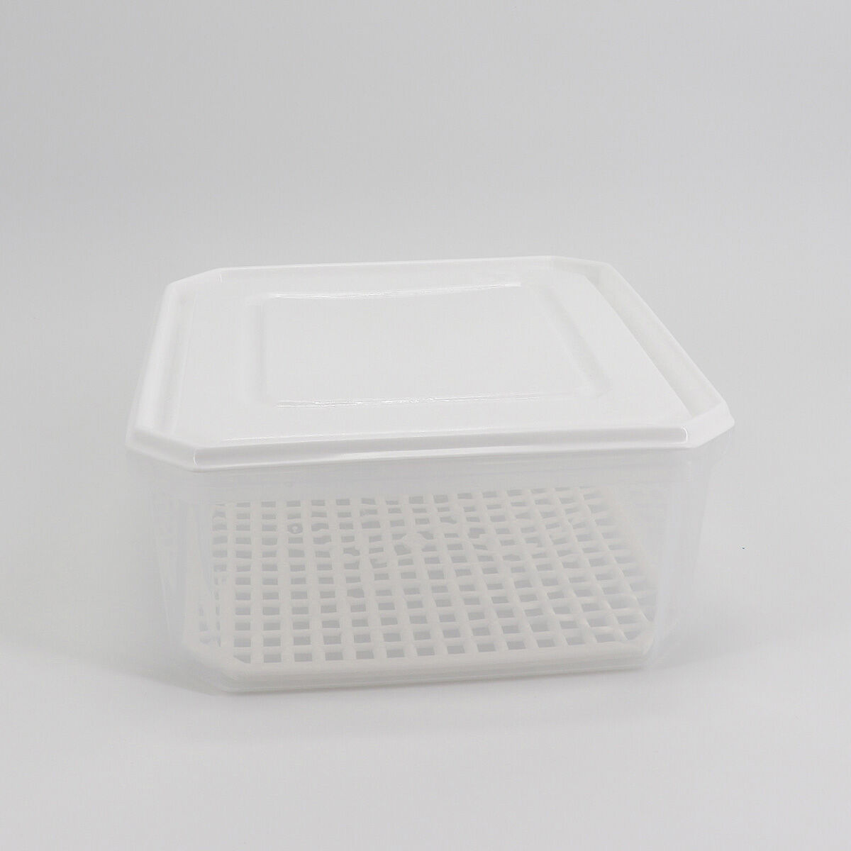 Caixa quadrada com rede branca