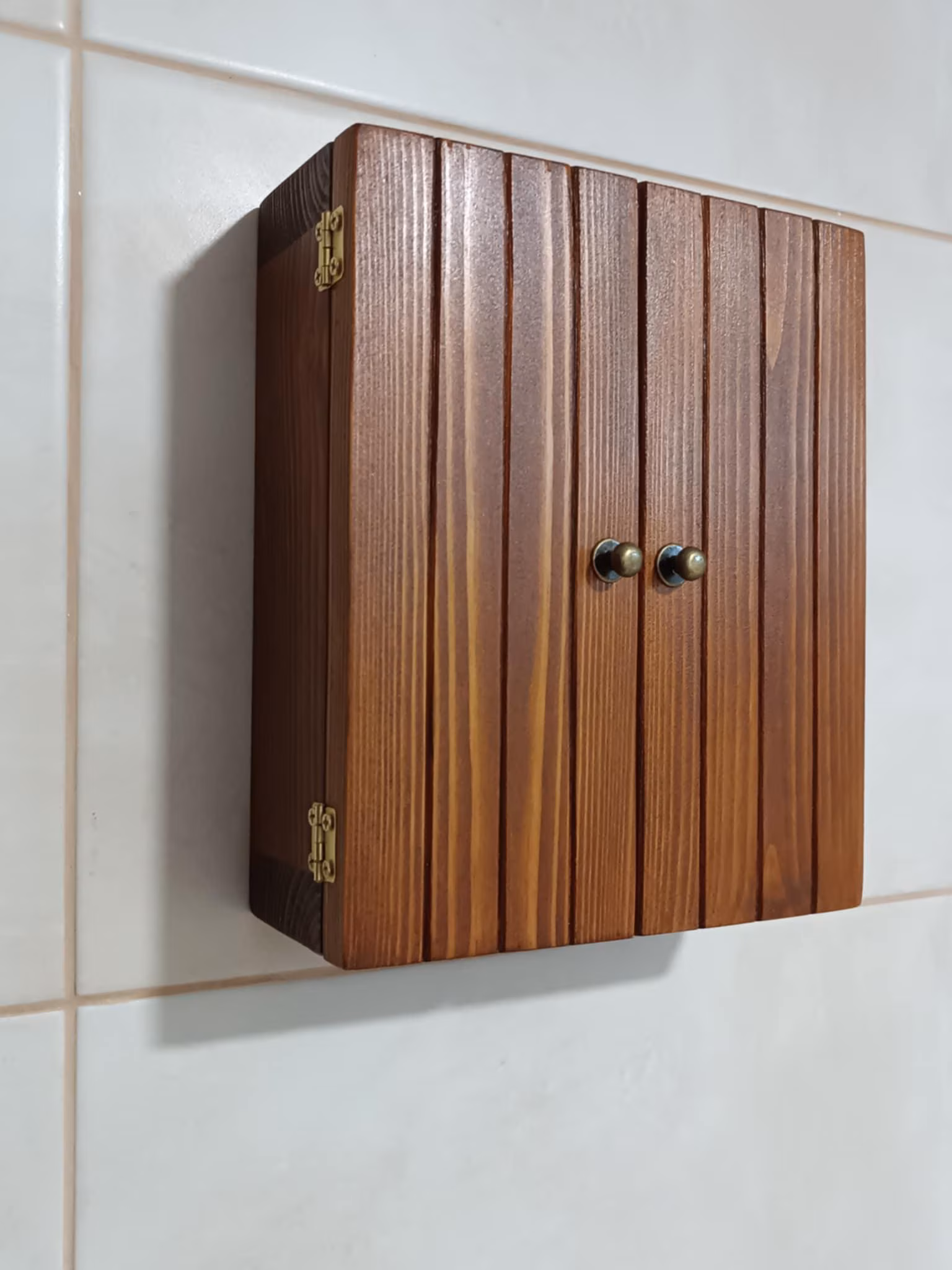 Solid Wood Wall Mounted Bathroom Cabinet – Rustic Farmhouse Medicine Storage (Marine Plywood Doors)