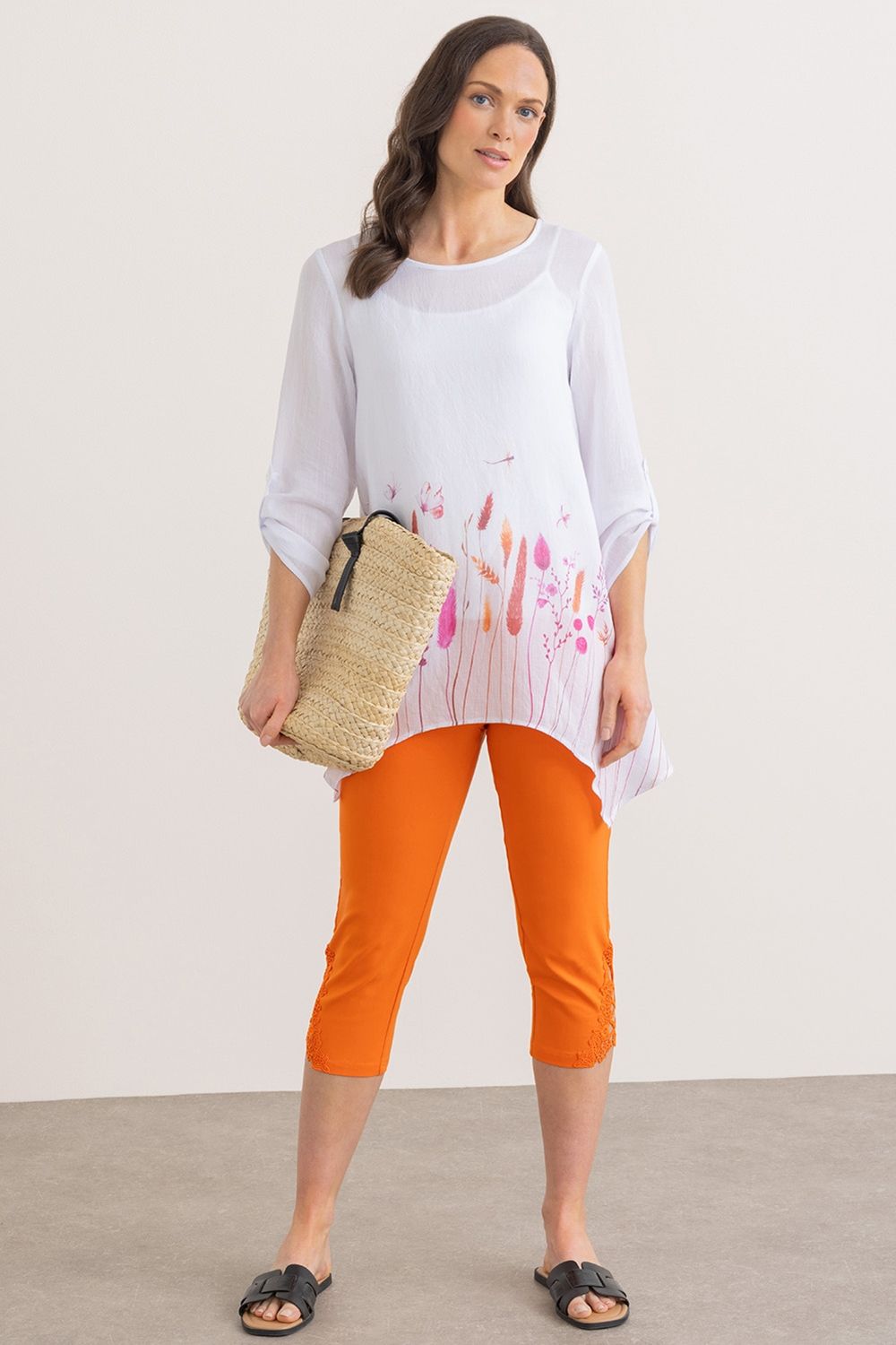 Klass. Garden Placement Print Dipped Hem Tunic Top