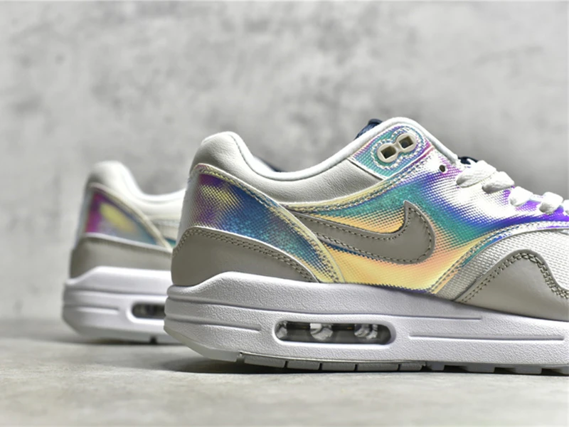 Nike Air Max 1 laser