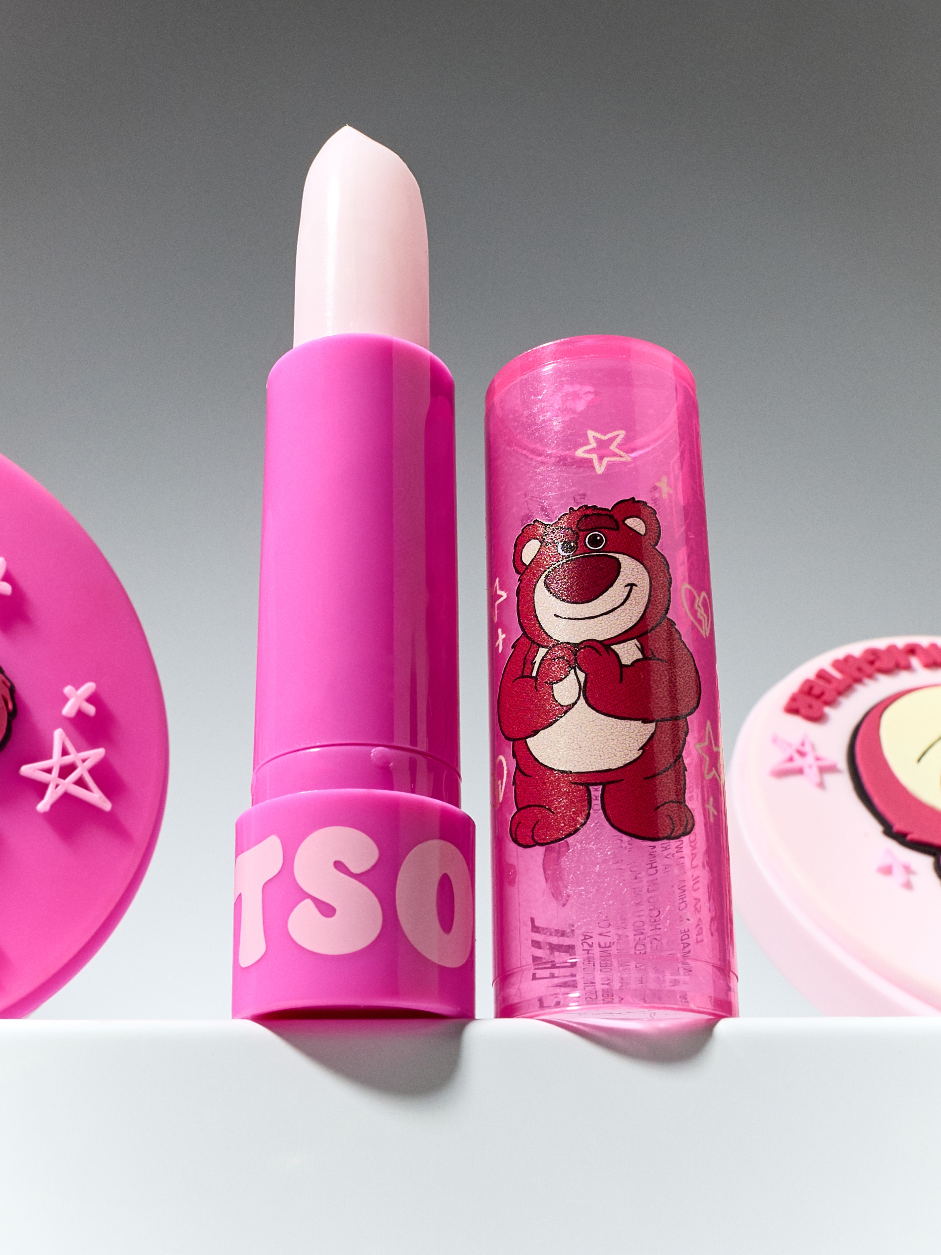 Balsam do ust o zapachu truskawki Toy story