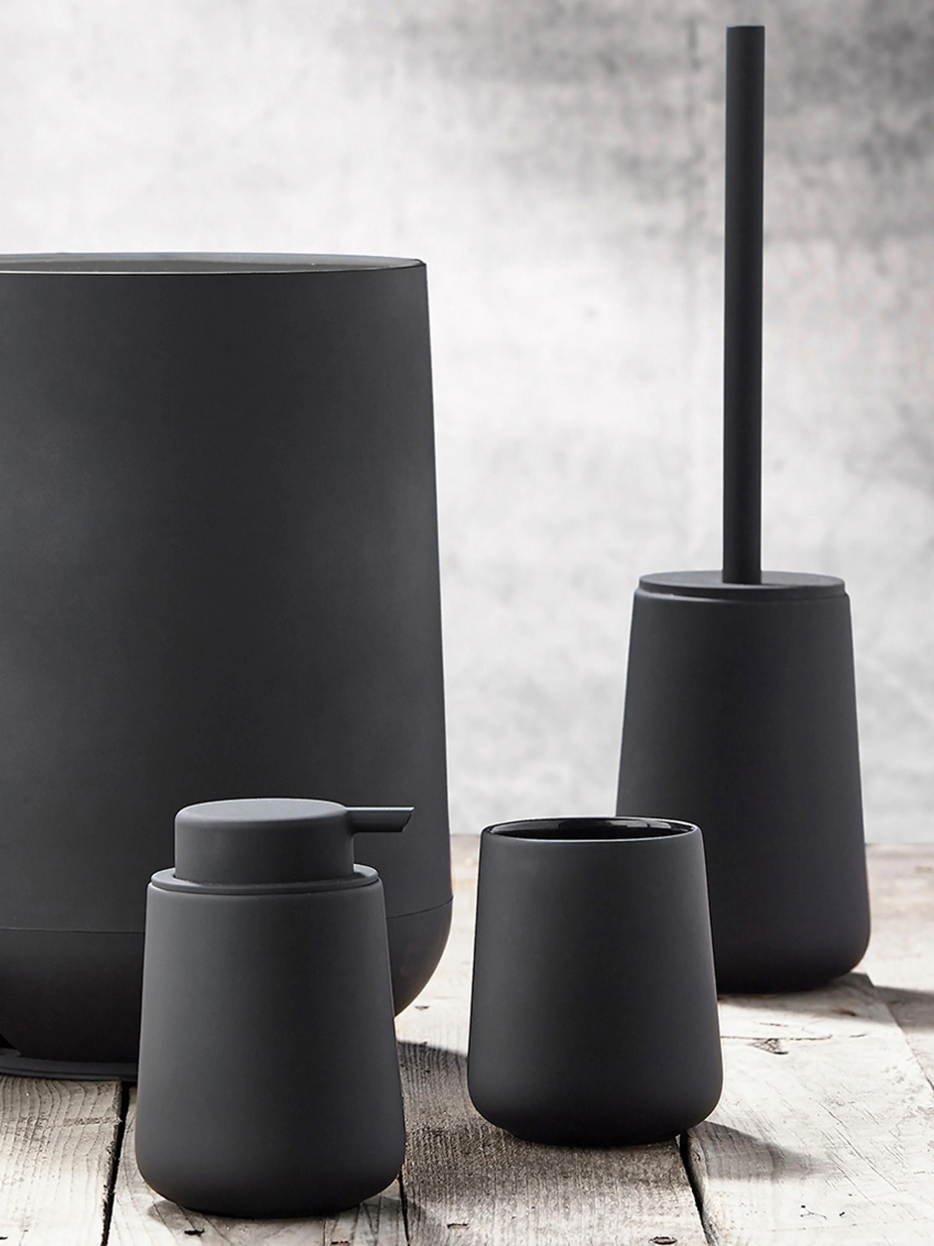 Toilettengarnitur Nova One