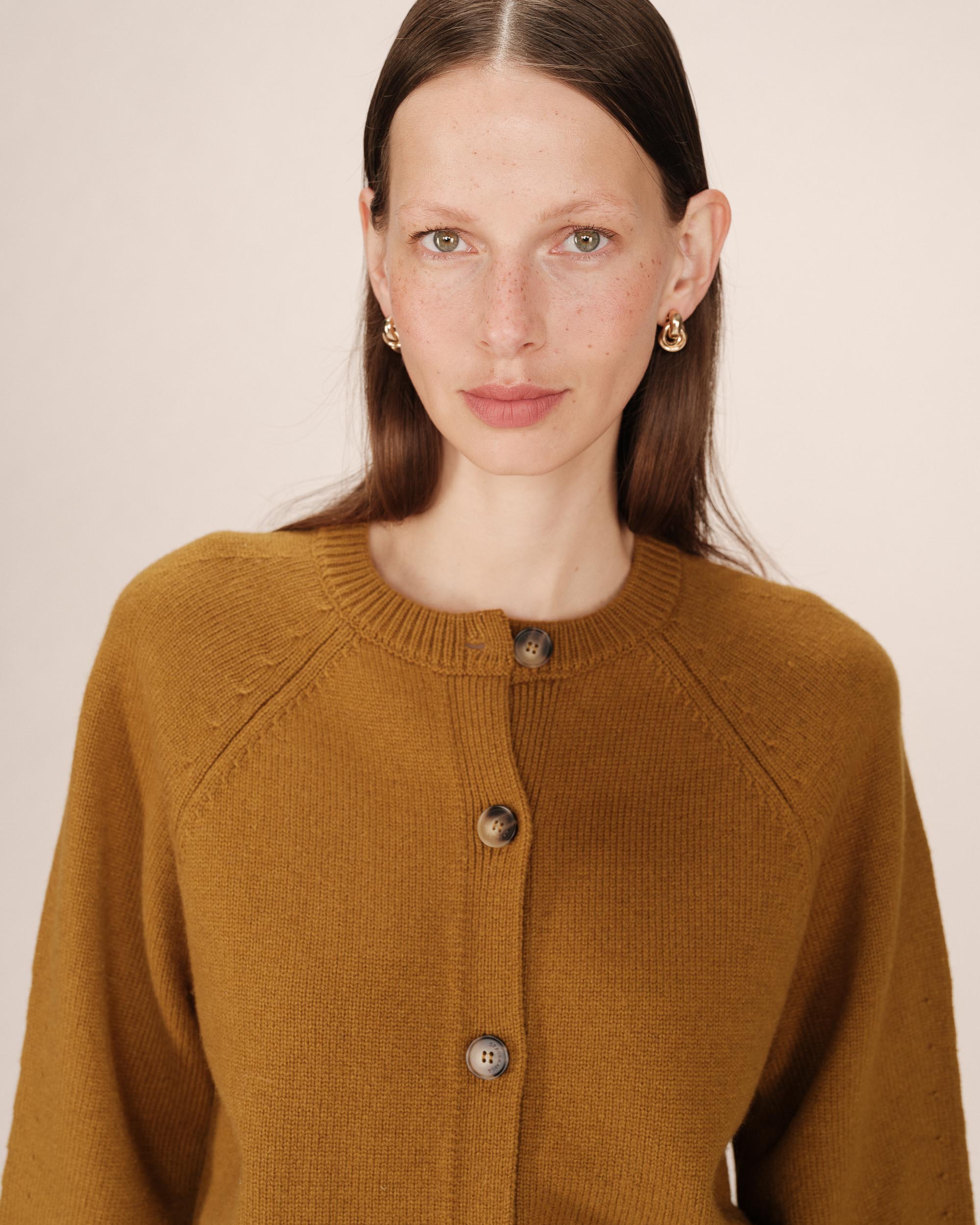 Cardigan boutonne en laine kaki Sanders