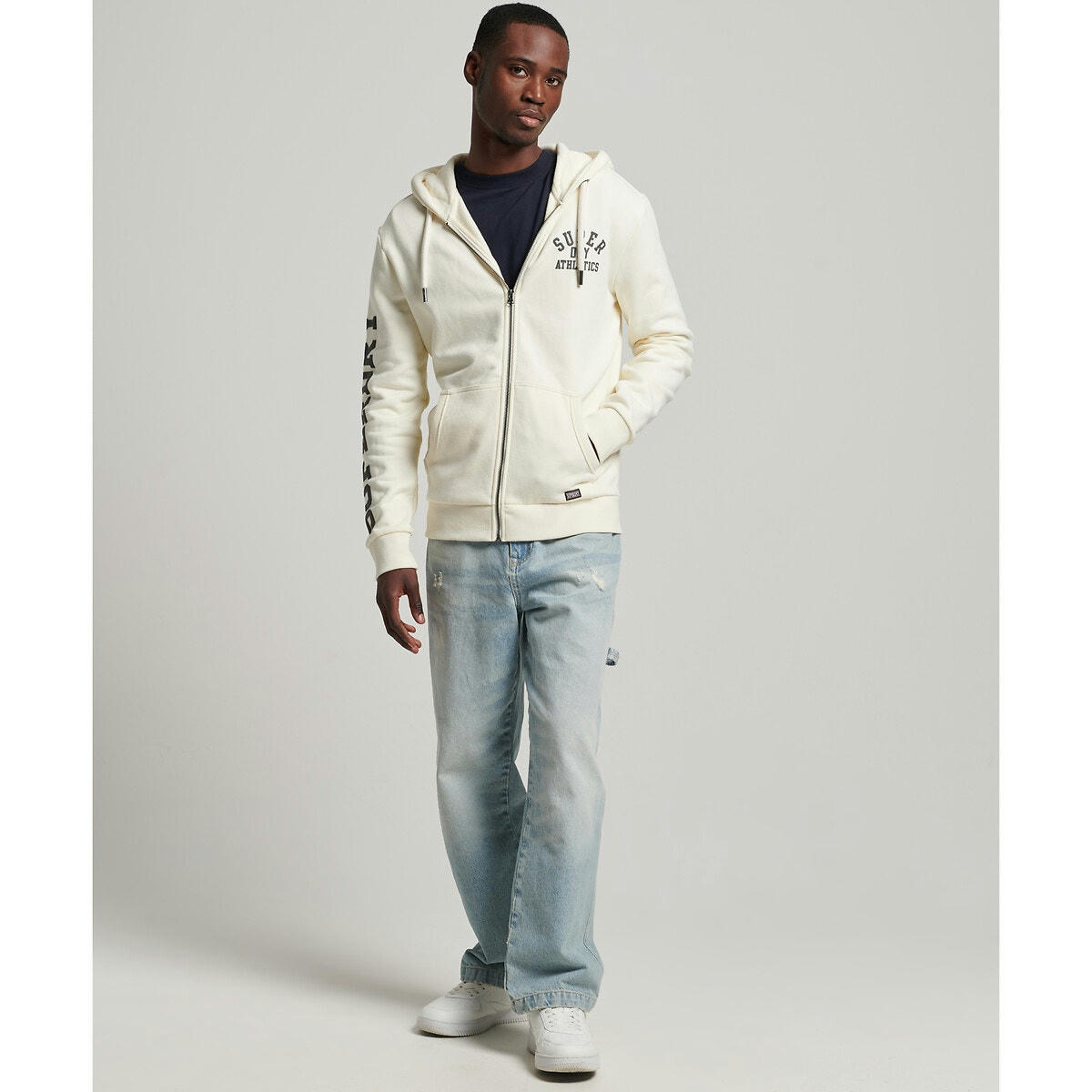Sweat zippé à capuche