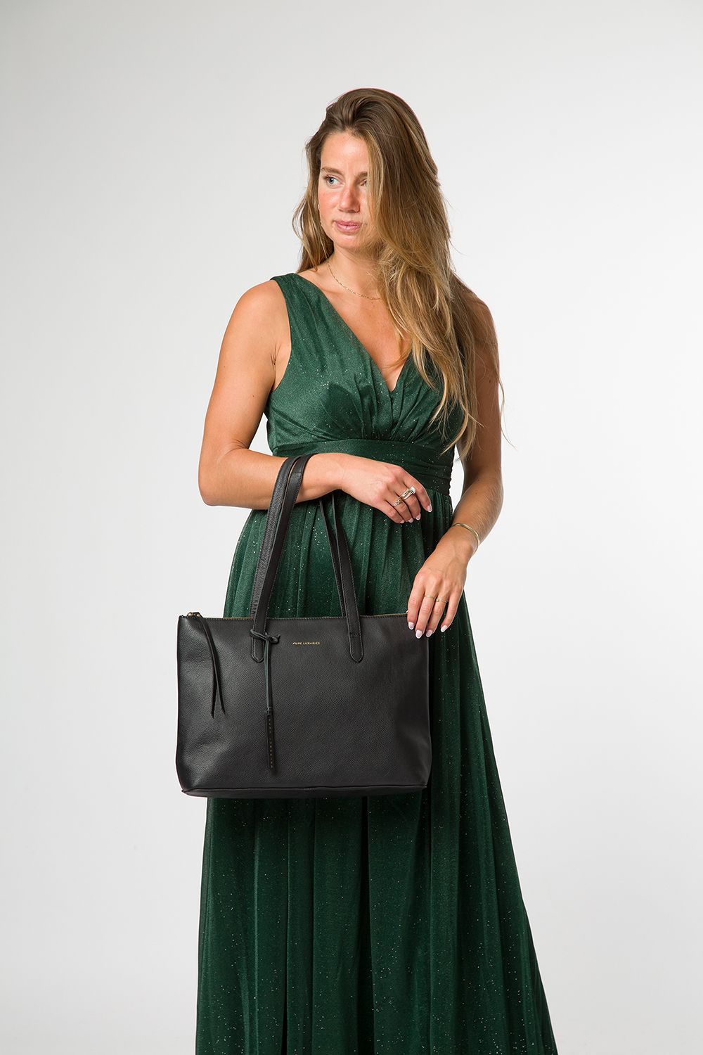 Pure Luxuries London Morden' Leather Tote Bag