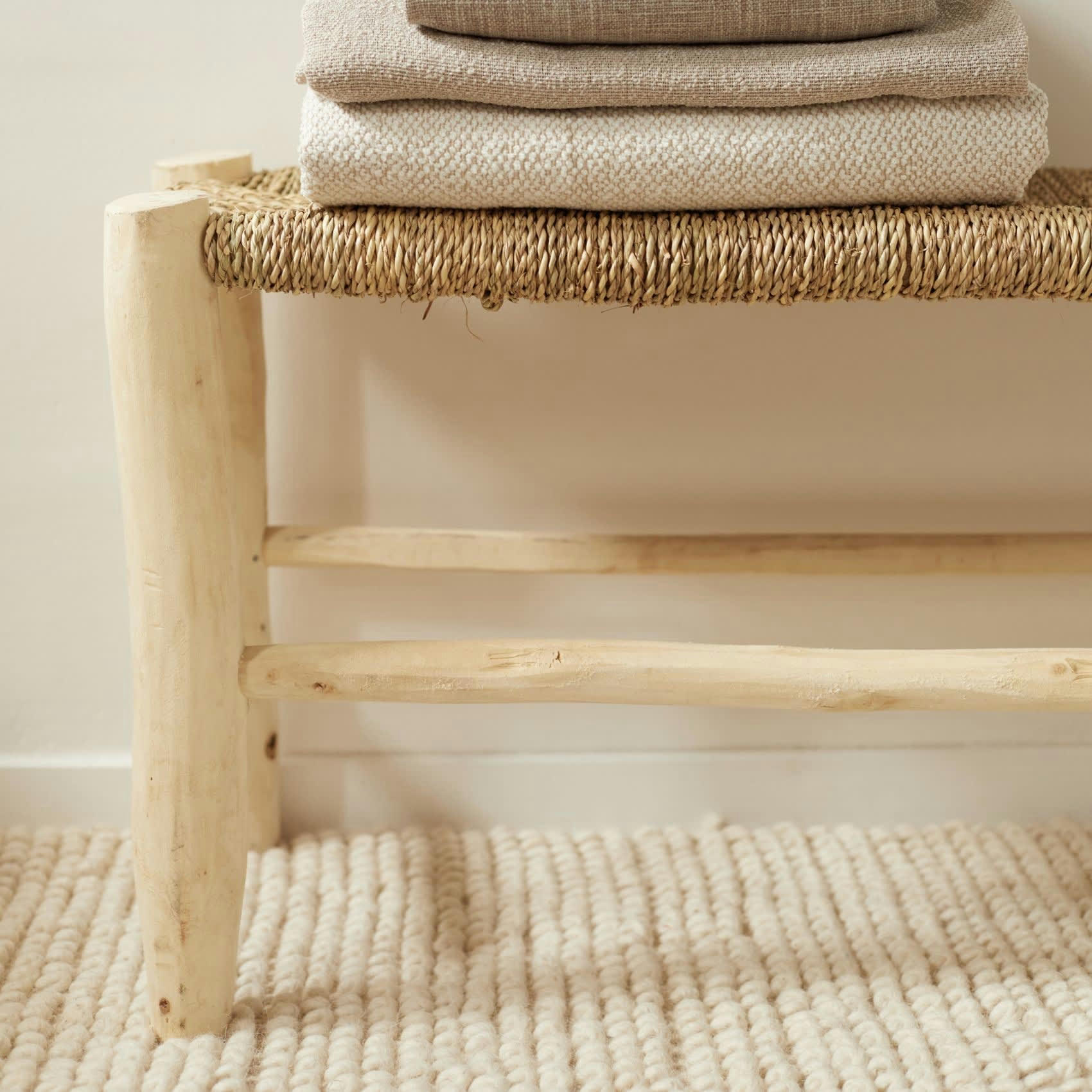 - Banc marocain  tressage central bois naturel 100 cm