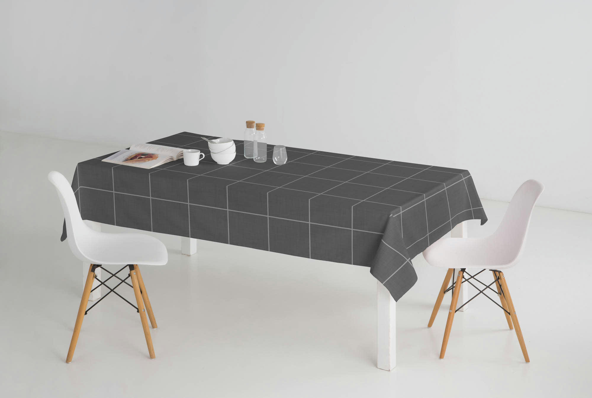 WINDOW ANTRACITA - Nappe en coton biologique antitâche imprimée anthracite 140x300 cm