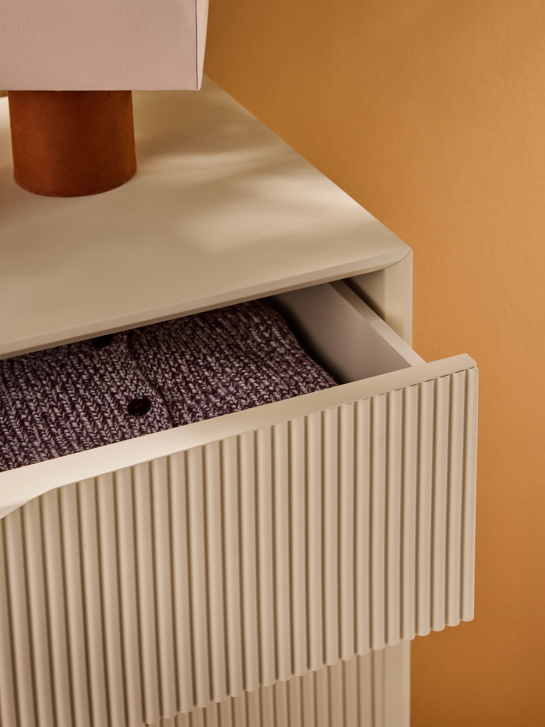 Elian 4 Drawer Painted Chest in Ecru White