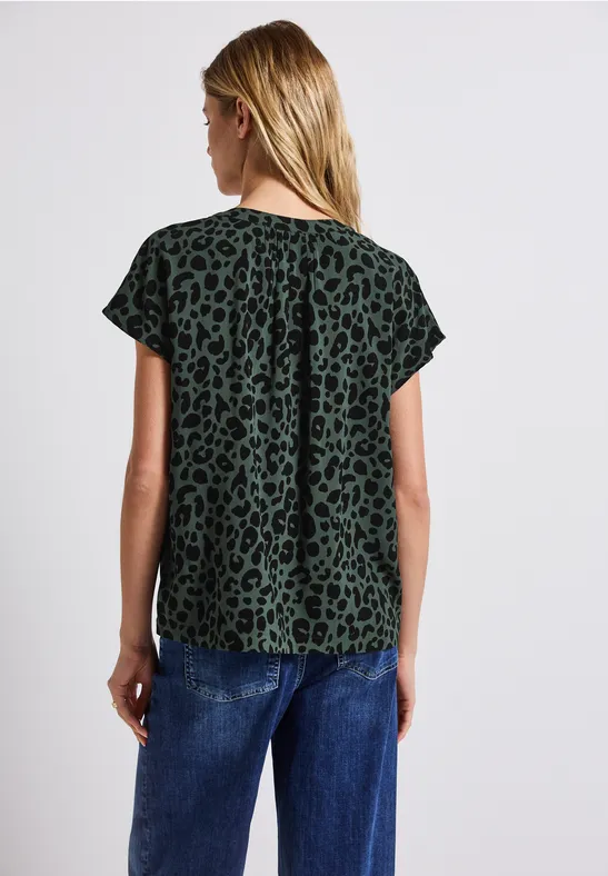 Bluse mit Leo-Muster
