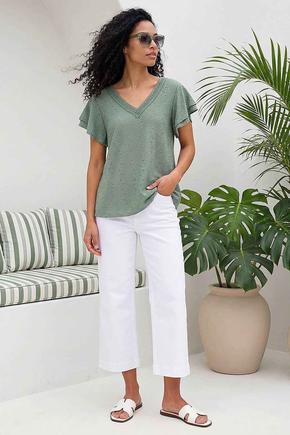 Roman Broderie Detail V-Neck Stretch Top