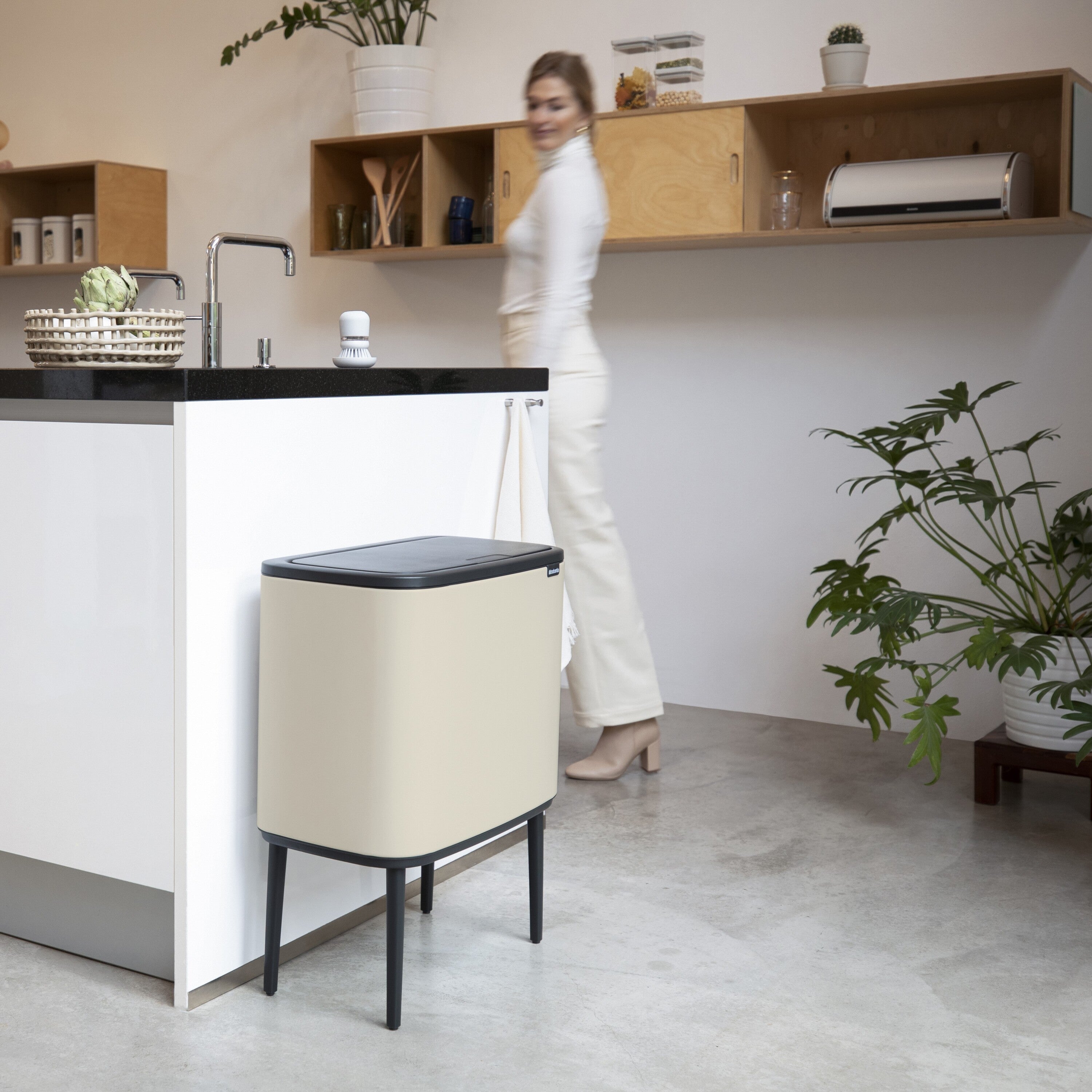 Brabantia Bo Touch Bin Afvalemmer 11 + 23 L - Soft Beige