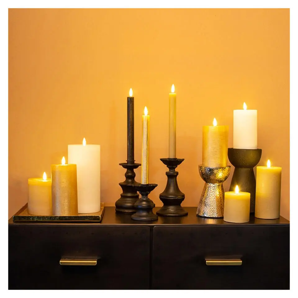 Countryfield LED kaars/stompkaars - beige - D7,5 x H12,5 cm - timer