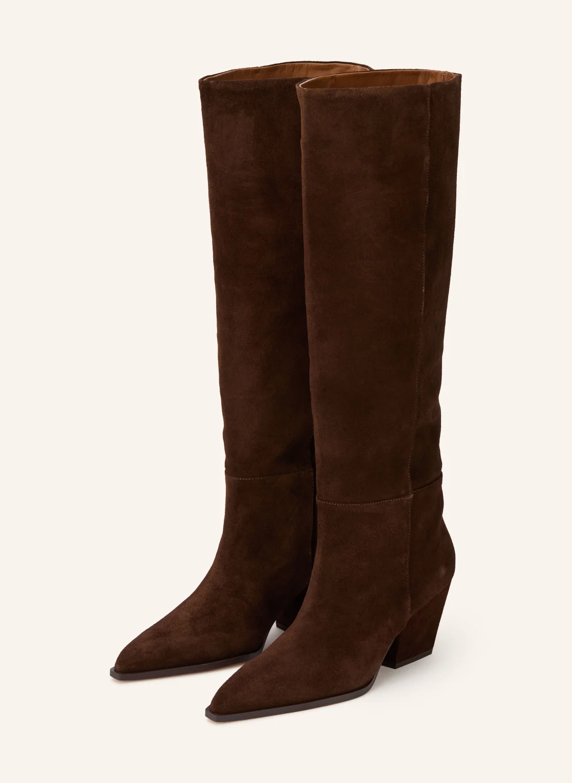 Toral Stiefel DAKOTA