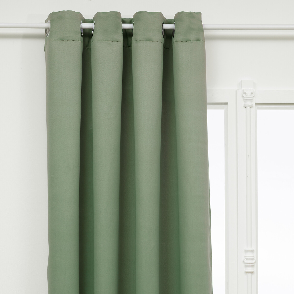 Conjunto de 2 cortinas opacas verde celadón 135x240cm