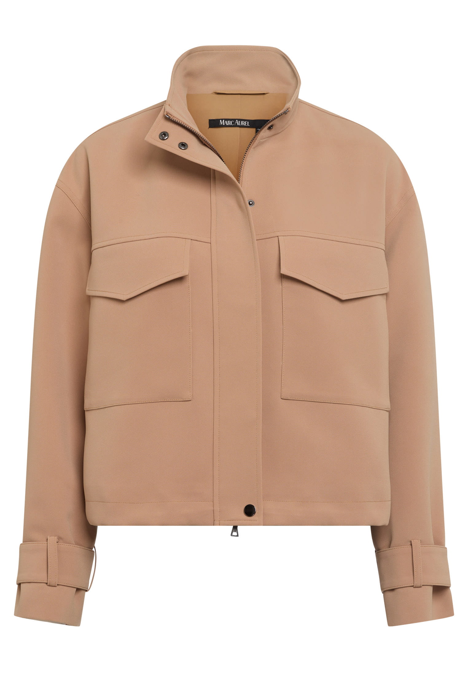 Jacke mit mit aufgesetzten Taschen