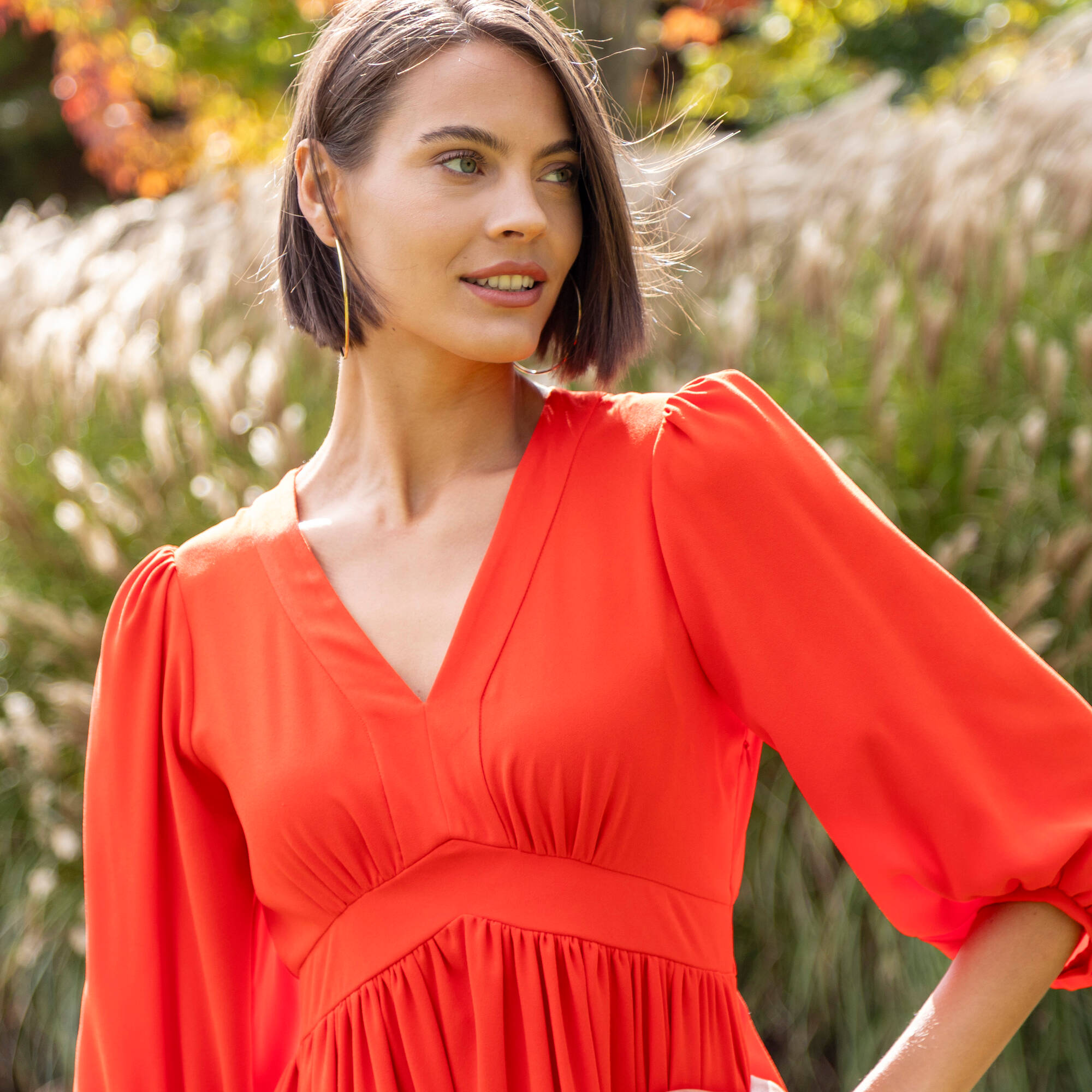 Robe longue fluide col V, unie