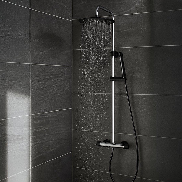 Colonne de douche façon inox et noir avec thermostatique Essebagno Kissy