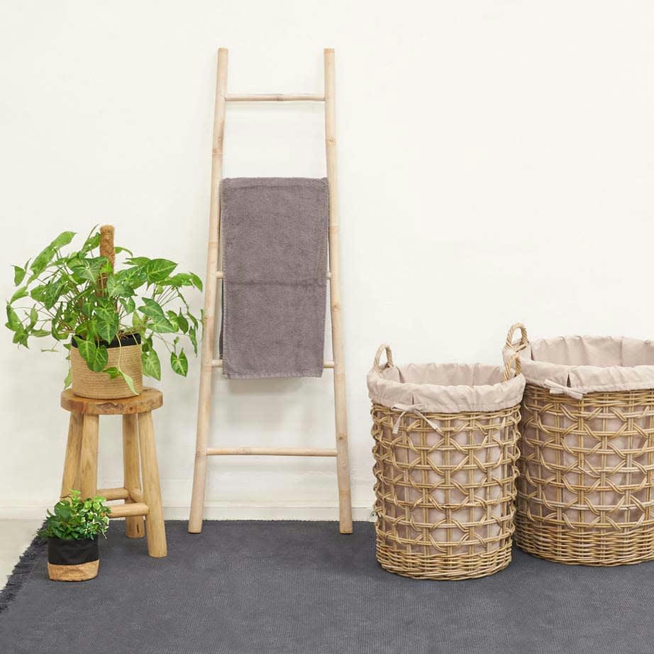 - Échelle porte serviette en bambou blanchi