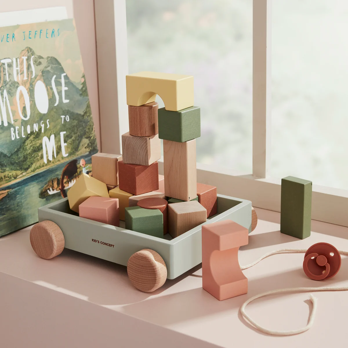 Kids Concept - Edvin Wagen mit Holzklötzen, bunt (21er-Set)