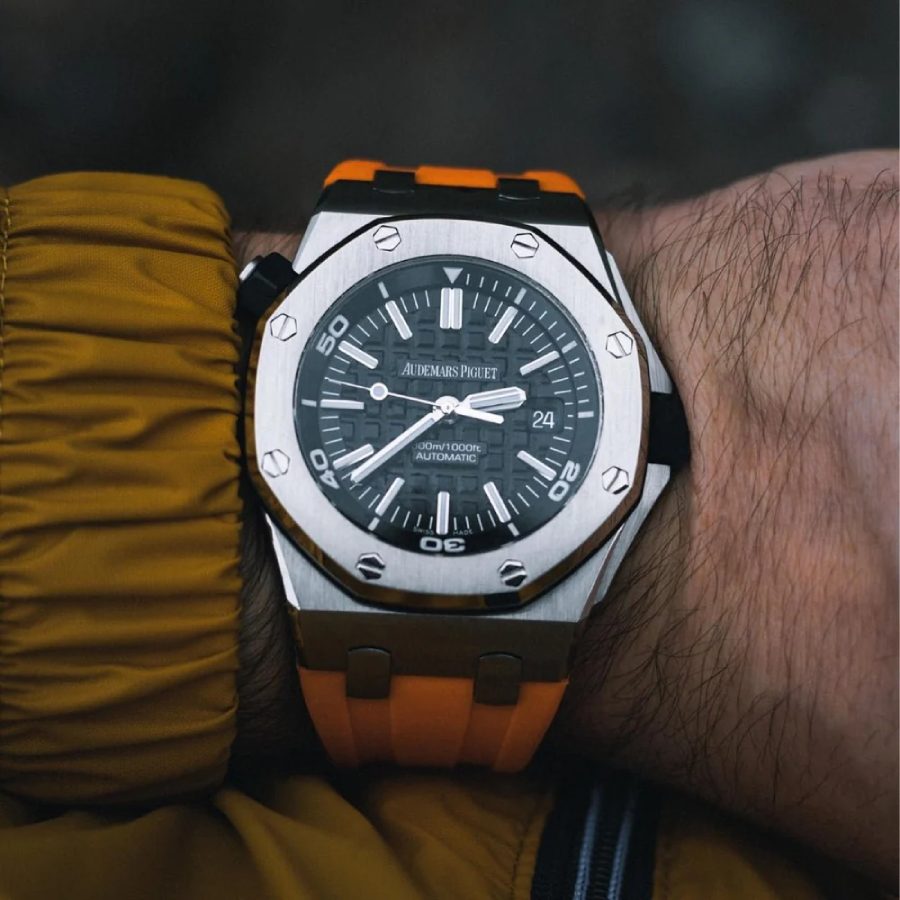 Audemars Piguet – Royal Oak Offshore Diver –  Rubber Strap – Orange
