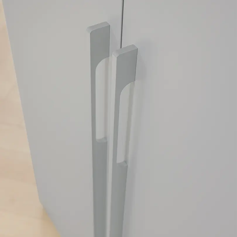 Drehtürenschrank Skat
