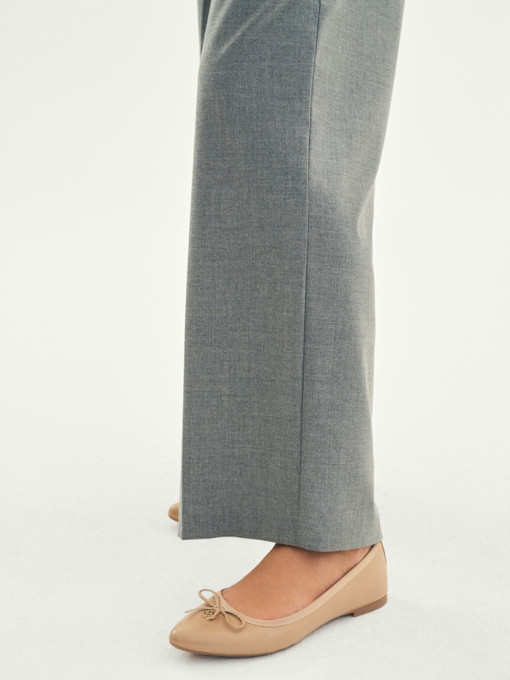 Ladies' beige ballerinas