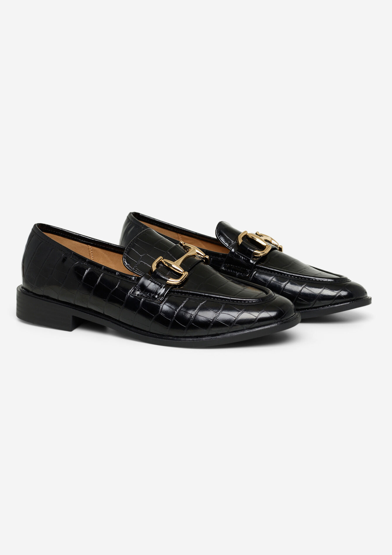 Glanzende loafers met gesp