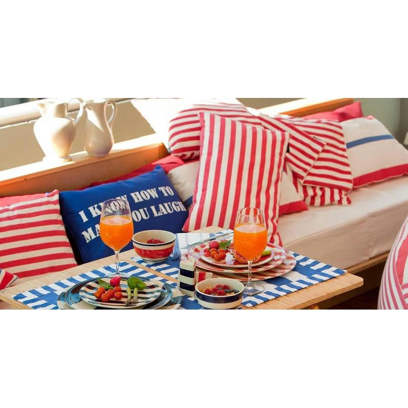 - Coussin 100% coton 50 cm faro rouge - blanc cassé et bleu