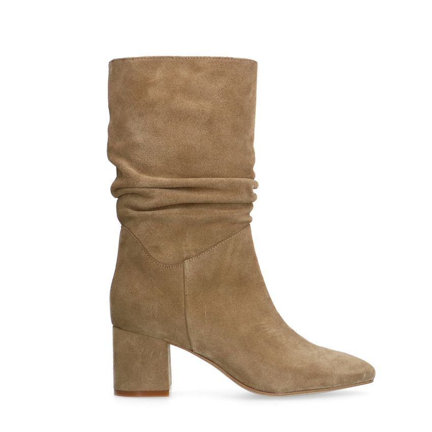 Manfield Beige suède laarzen met hak