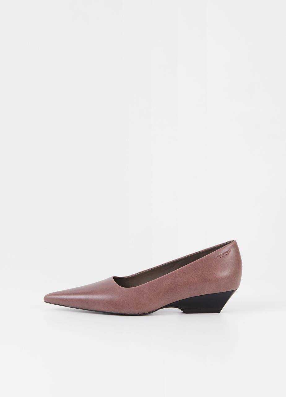 Sonya Pumps