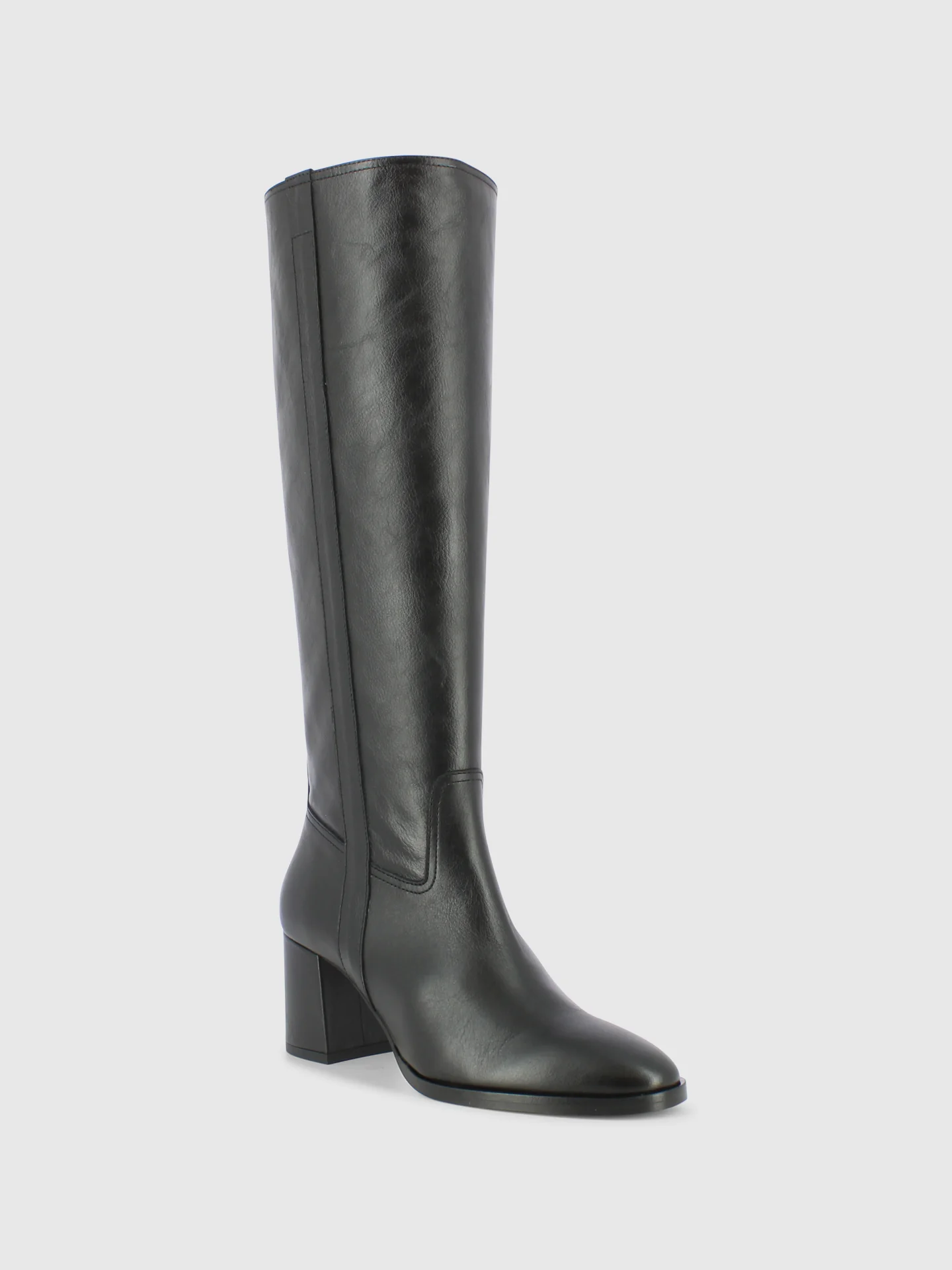 Botas com Fecho em Preto