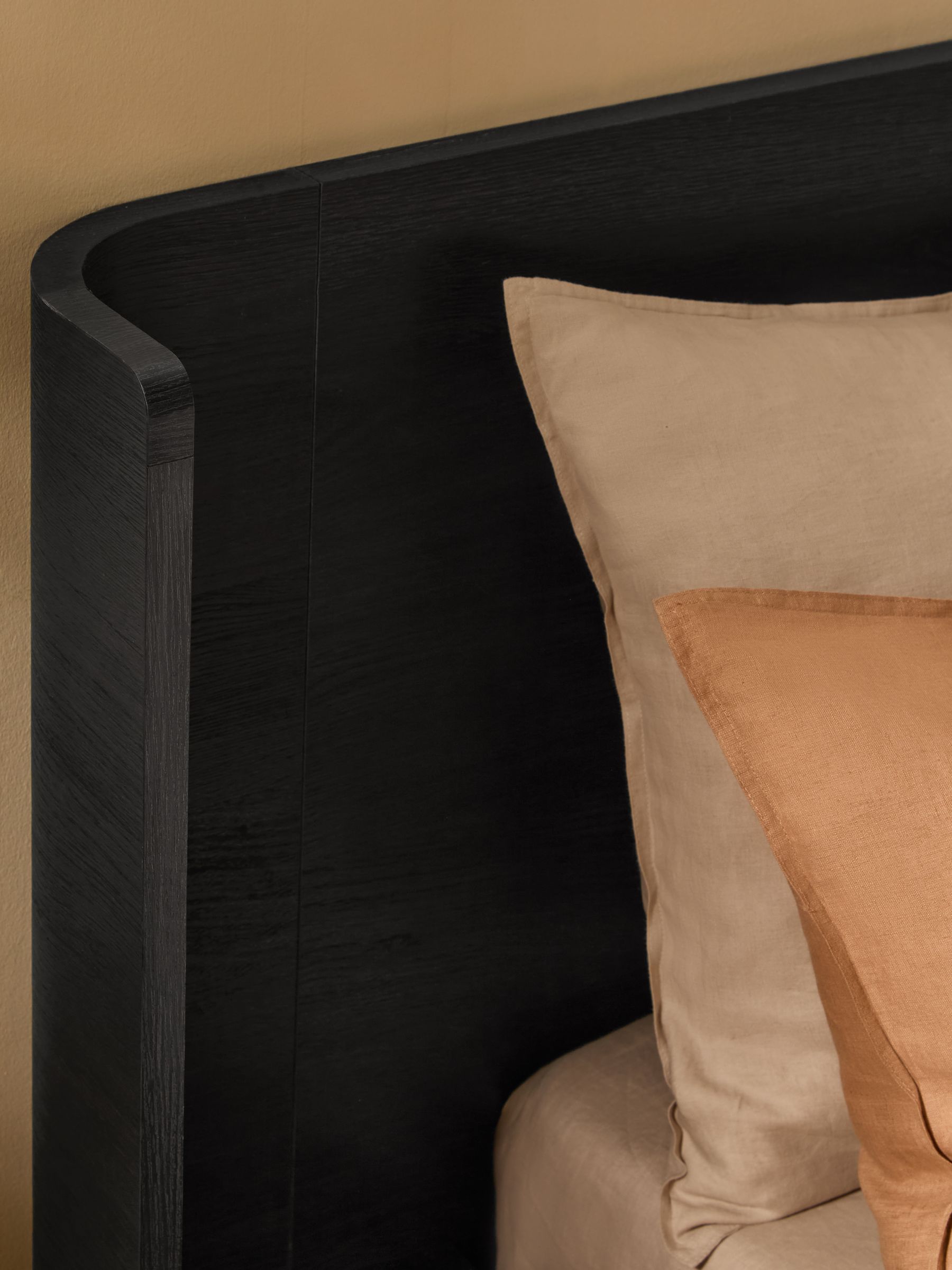 Zeke Bed in Dark Oak Effect