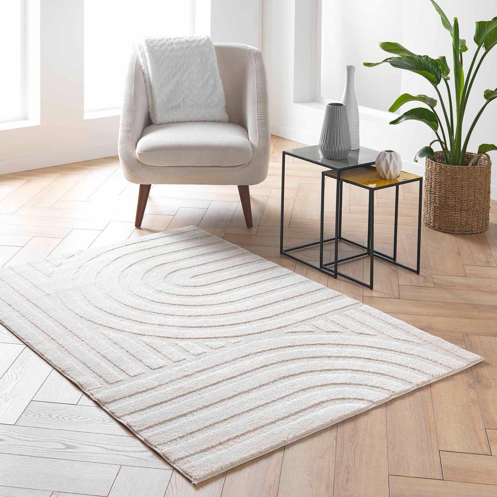 Tapis rectangulaire, motif arches en relief