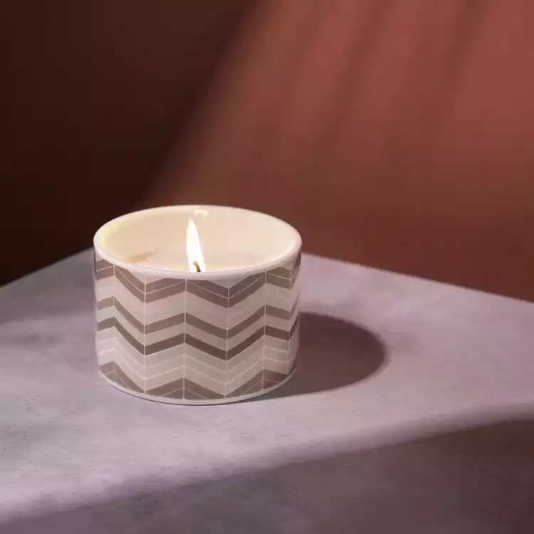 Fired Earth Singlewick Candle - Darjeeling & Damask Rose