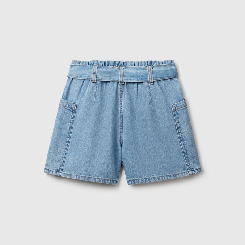 Light denim paperbag bermudas