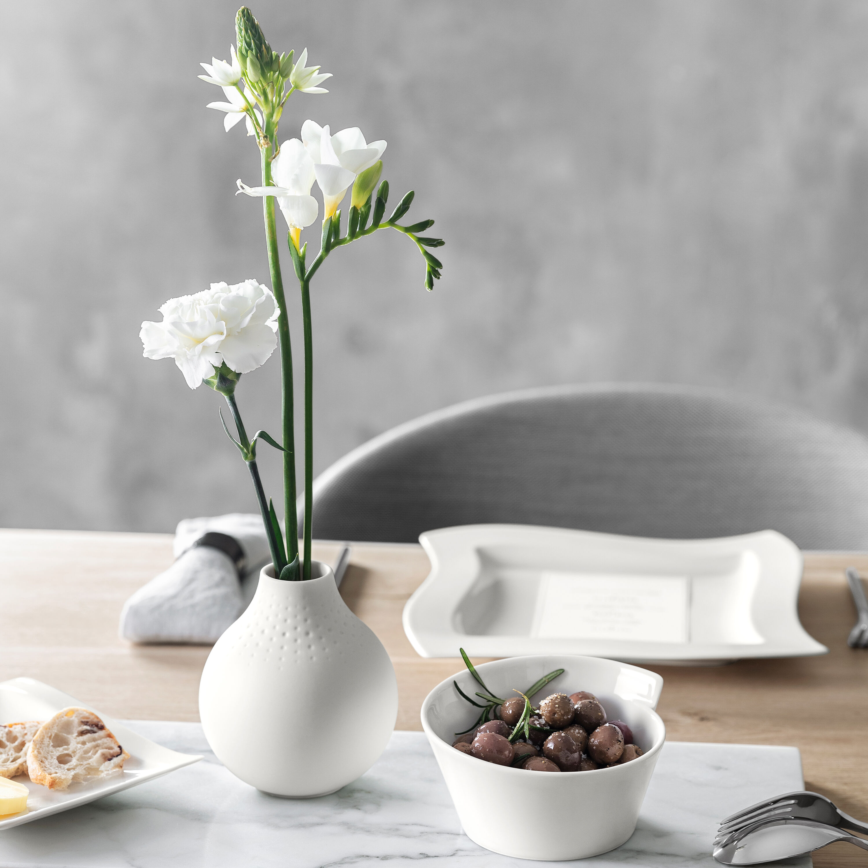 Manufacture Vase - White, 4.4'' x 4.9'', Premium Porcelain