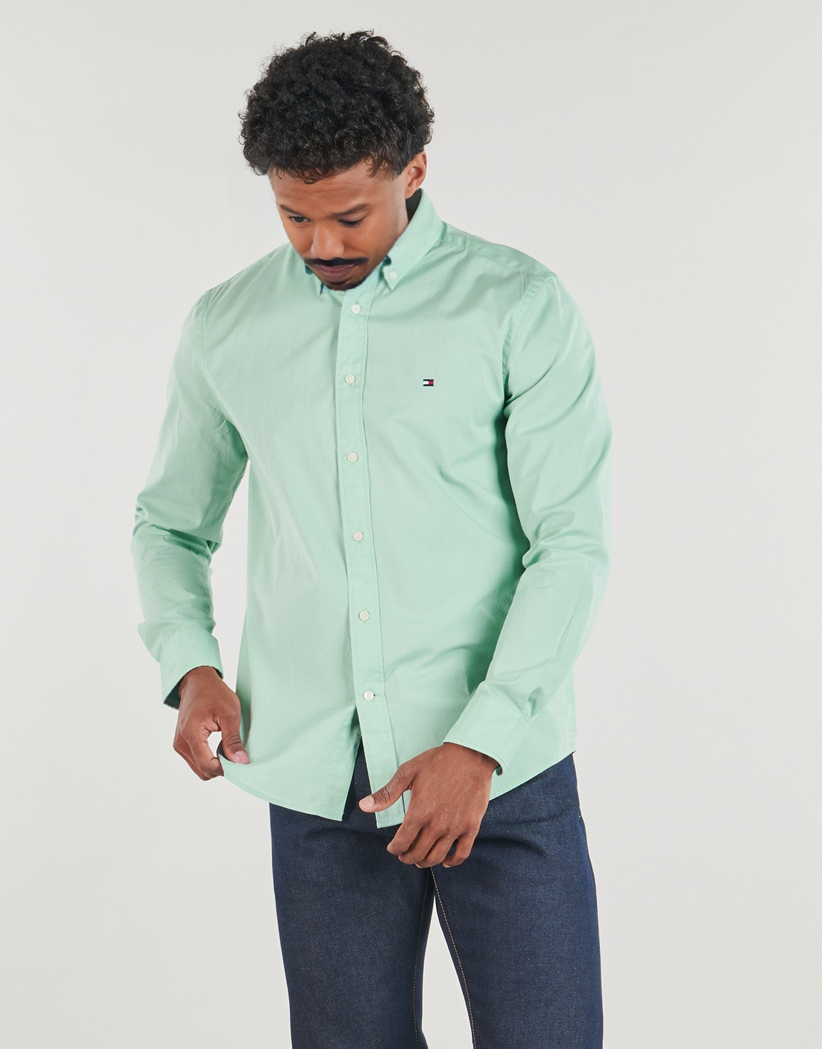 Tommy Hilfiger - FLEX POPLIN SOLID RF SHIRT - Green