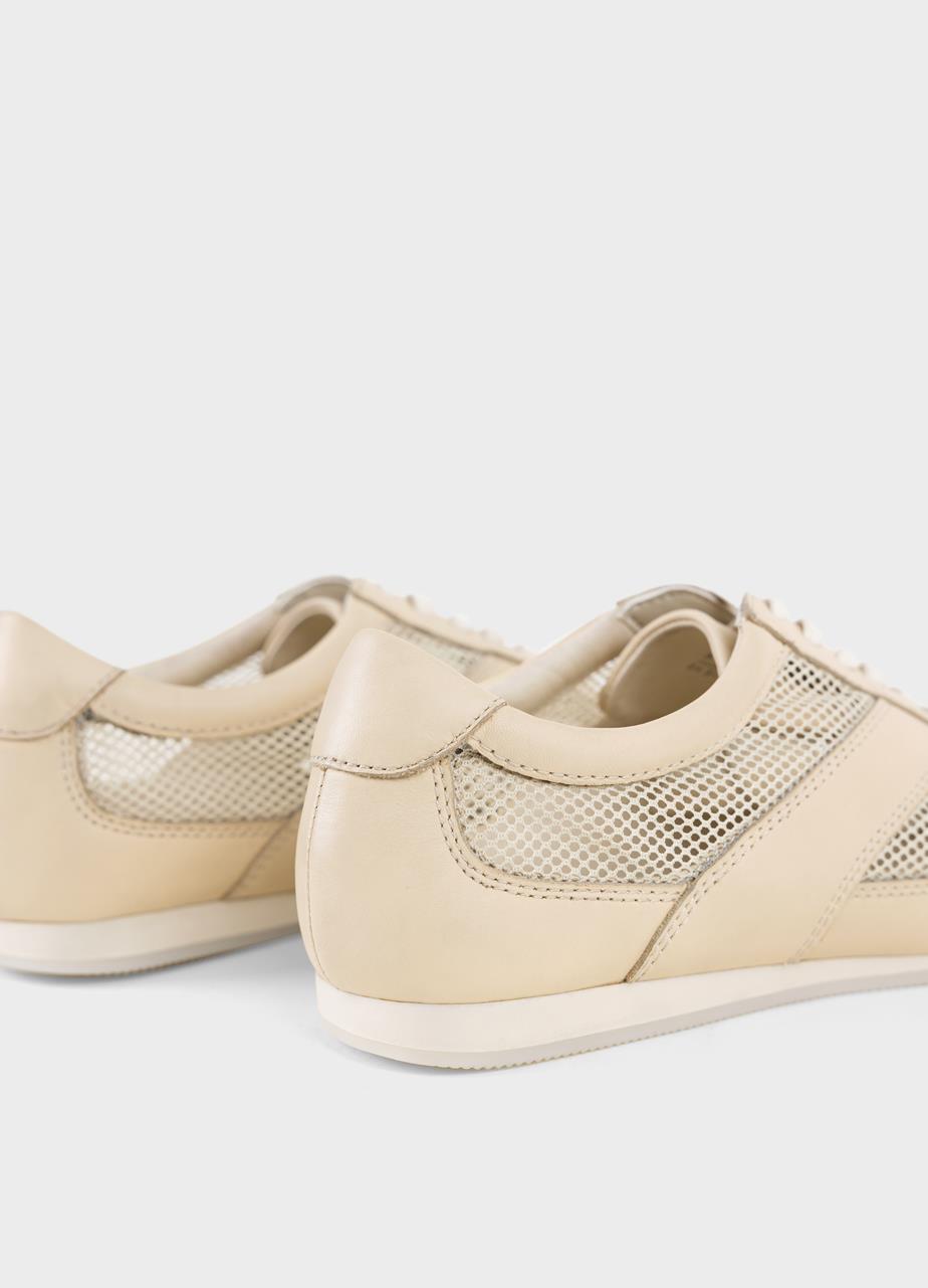 Hillary Sneakers