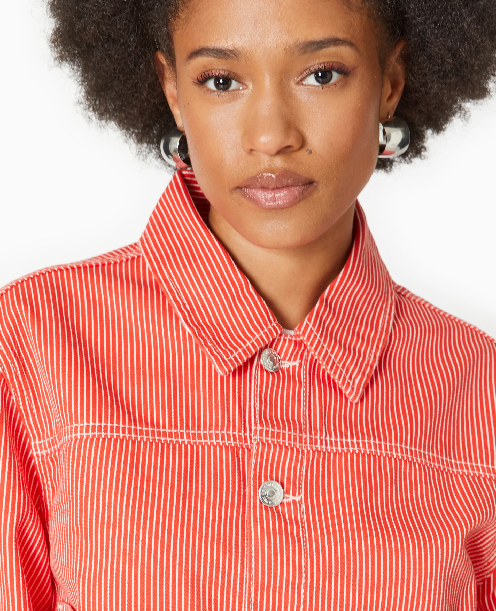 Veste courte en toile avec fines rayures